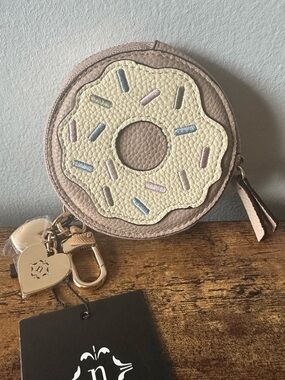Nanette Lepore Pebbled Donut Round Coin Pouch Keychain with Heart Gold Charm NWT